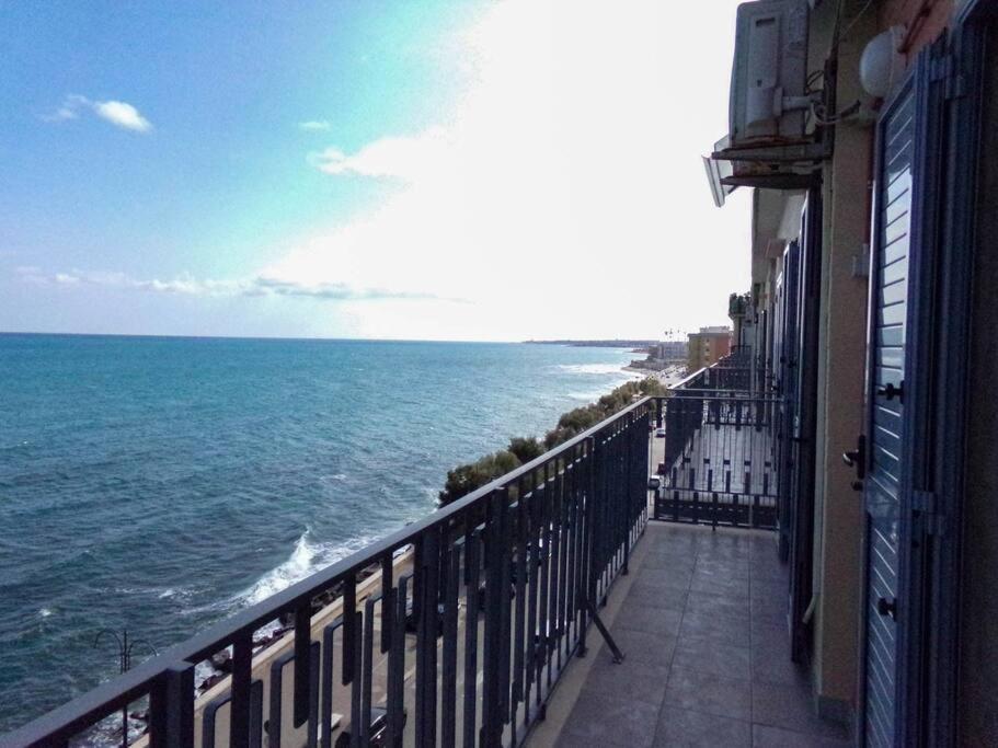 Fronte Mare Apartamento Molfetta Exterior foto
