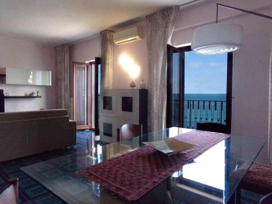 Fronte Mare Apartamento Molfetta Exterior foto